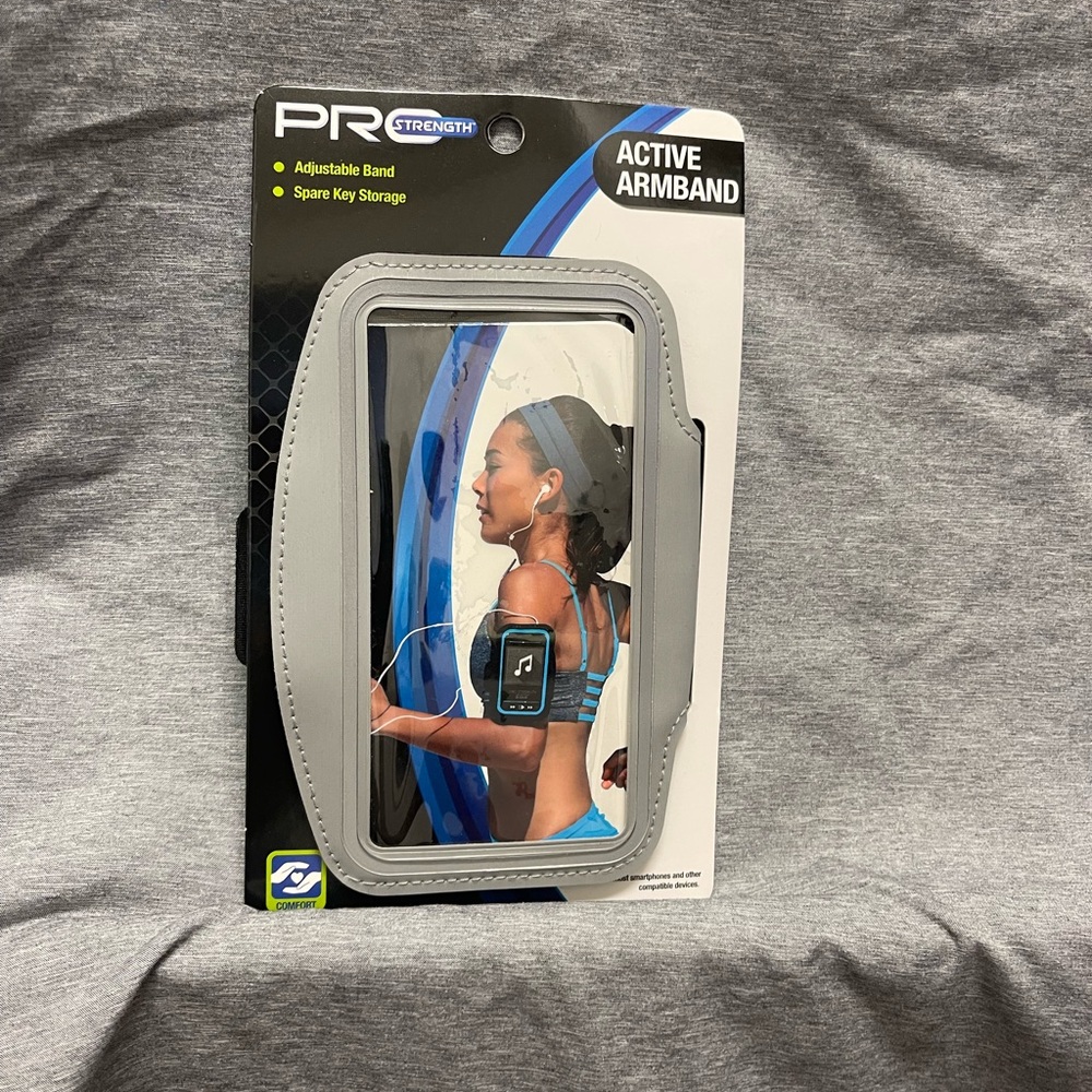 PRO Strength Active Armband in Gray